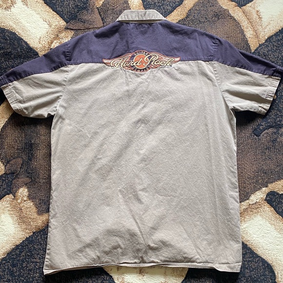 Hard rock button up - Picture 4 of 4